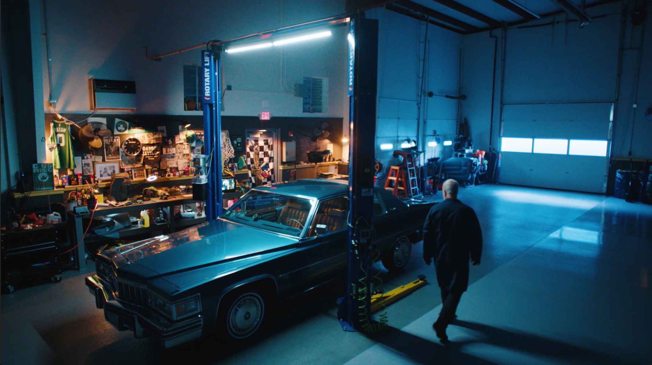 BLUEHOUR, project: Under The Hood (thumbnail)